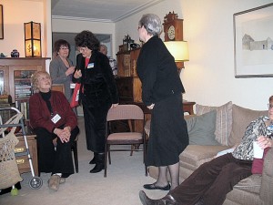 Members and guests greet Members and guests greet
